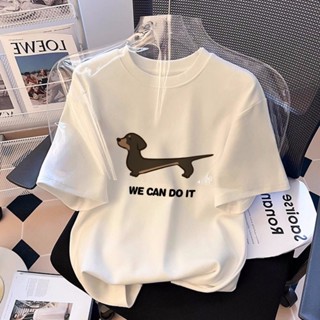 เสื้อยืดเด็กแบรนด์ NASALEE ดีไซน์เอกลักษณ์ลายสุนัขดัชชุนด์ ส…