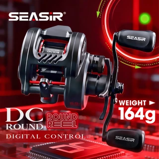 กลองรีล DC-ROUND จาก SEASIR ทำจากทองเหลือง เกียร์ทนทานต่อน้ำเค็م เหมาะสำหรับการพายระยะไกลและตกปลาในน้ำจืดและน้ำเค็ม น้ำหนักเบาเพียง 164g