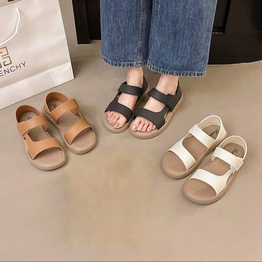 รองเท้าแตะโรมันผู้หญิง 2026 สไตล์ใหม่ฤดูร้อน Soft Sole Velcro สำหรับใส่ชายหาดและลำลอง ราคาถูก Shopee Lazada