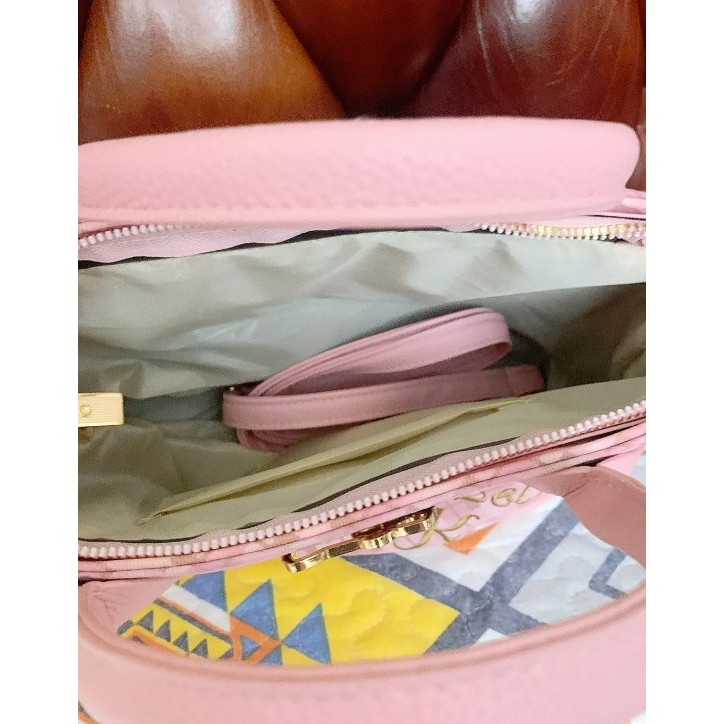 Sanrio Hello Kitty Hello Kitty Hello Kitty สี่เหลี่ยมเล็ก รูปที่ 2