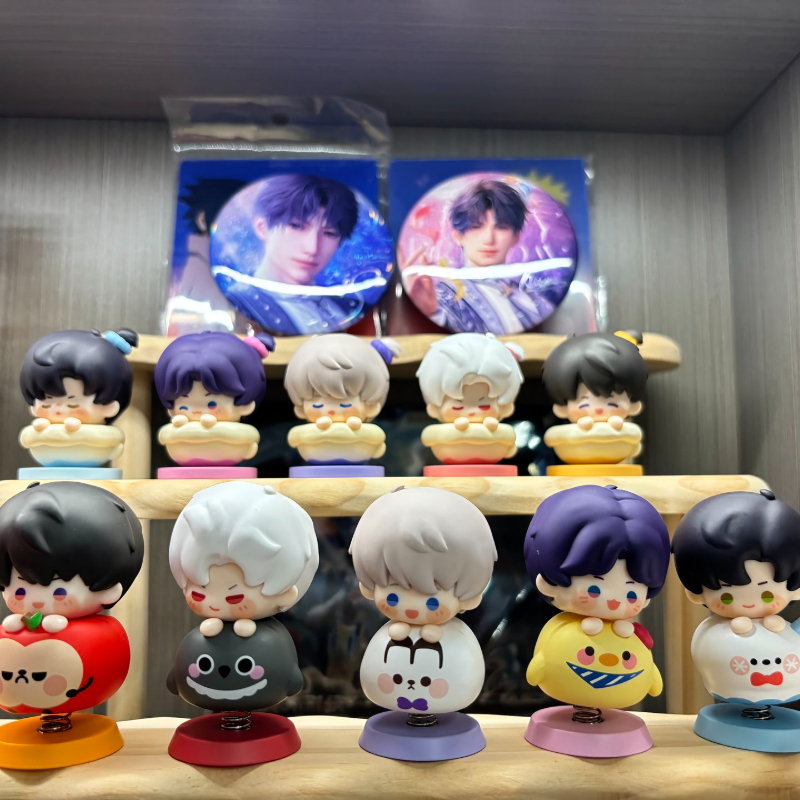 [ในสต็อก] สินค้าอย่างเป็นทางการ Love and Deepspace Playful Moments Series Blind Box Stackable Mini Figurines Sylus,Rafayel,Zyne,Xavier Caleb Perfect Collectible Gift Idea 25aa - รูปที่ 4