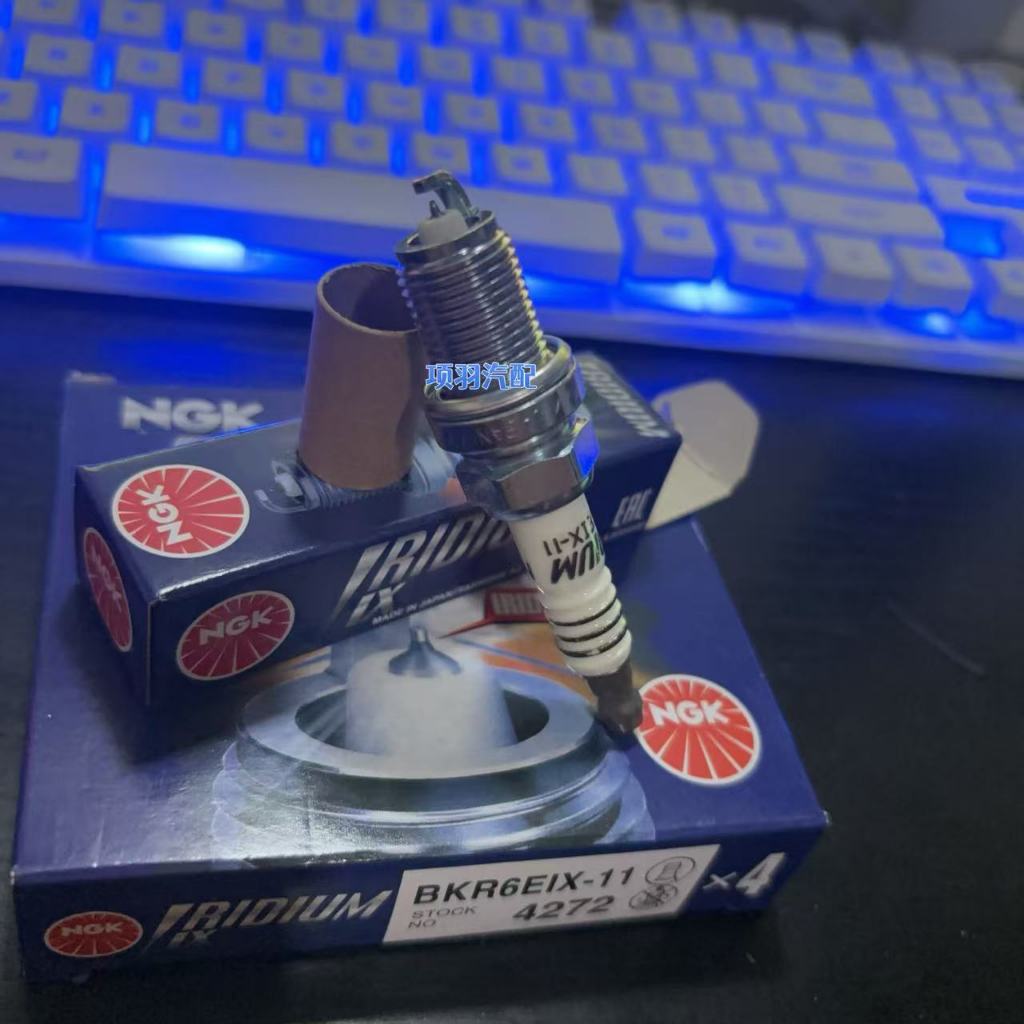 หัวเทียน NGK 4272 BKR6EIX-11 Lao Baolaile Wind Suzuki Swift SX4 Excelle BMW Harvard H356
