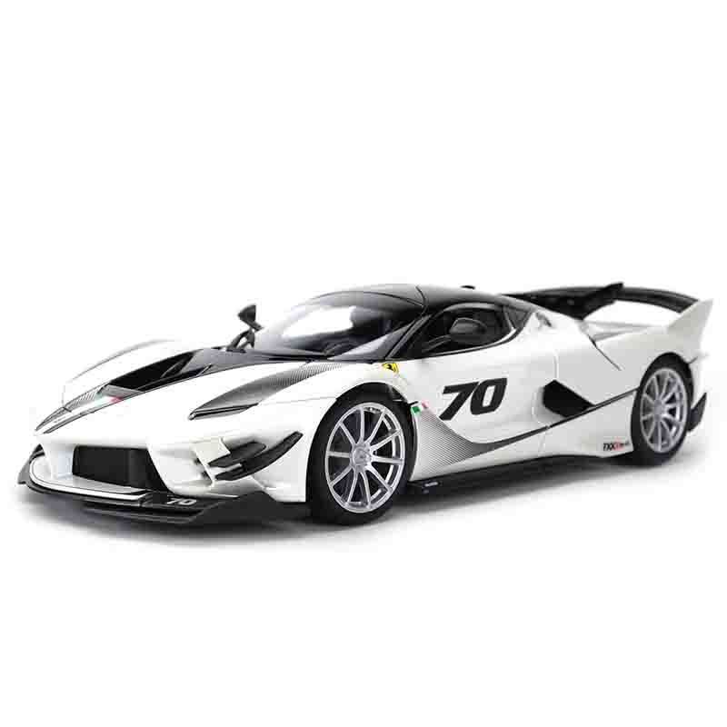 Bburago 1:18 FXX K EVO รถสปอร์ต Static จําลอง Die Cast ยานพาหนะสะสมรถของเล่น