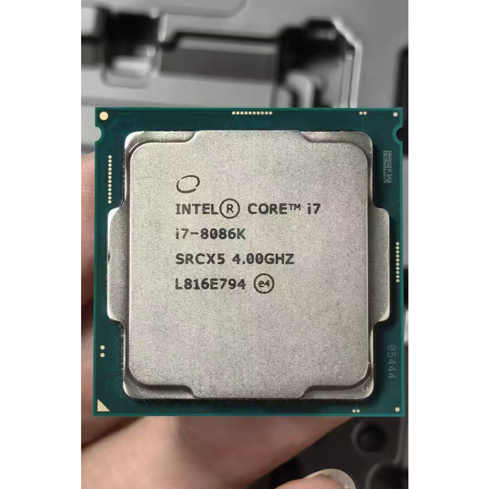 อัพเกรดแกน CPU Core i7 8086K LGA1151 โปรเซสเซอร์ CPU 4.0 GHz 6 แกน 12T 12MB 8GT/s 95W
