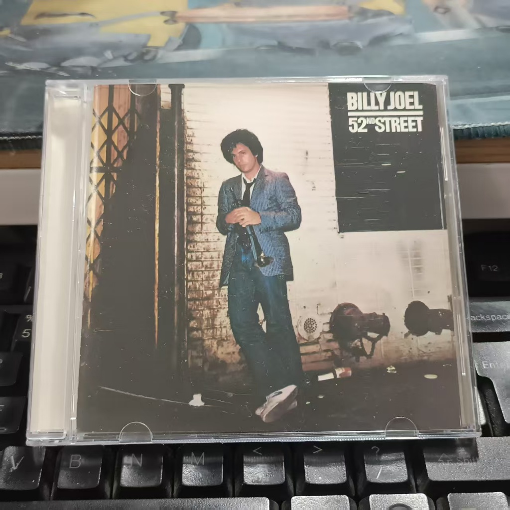 X1805:Billy Joel - 52nd Street เครื่องมือที่บันทึกการขับขี่