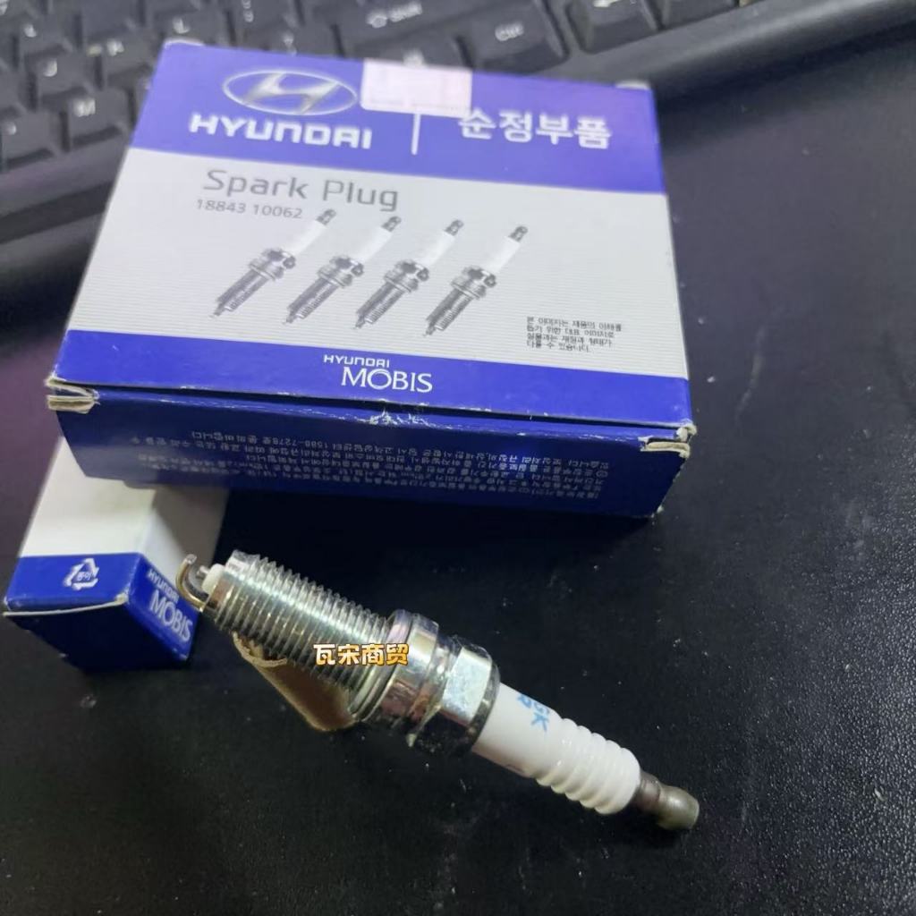 หัวเทียน Hyundai โลหะผสมนิกเกิล 18843 10062 LKR6D10E RV K2S K2 LKR6D10E RV K2S