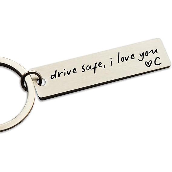 Key Chain Drive Safe I Love You แกะสลักเริ่มต้นของขวัญส่วนบุคคลสําหรับแฟนสามี