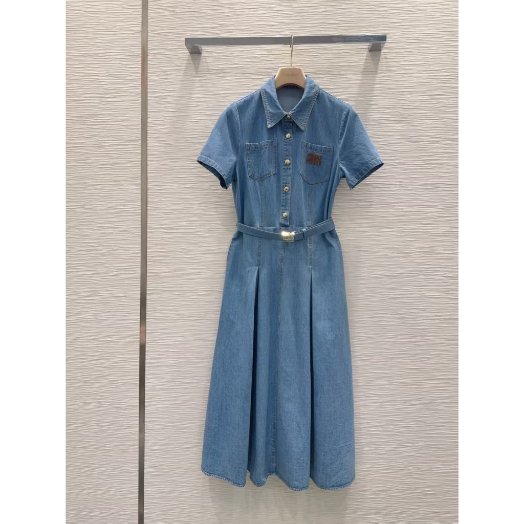 วีเอฟ||MIU ** 2026SS เดรสยีนส์ ตําแหน่งการหมักแบบ Active Eye-Nourishing Design Girl Functional Style