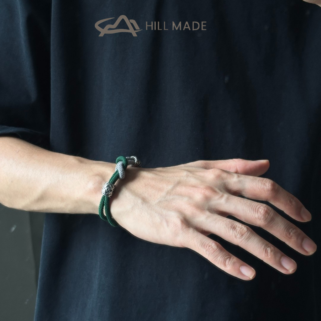 สร้อยข้อมือสำหรับผู้ชาย สไตล์มินิมอล เรียบง่าย พร้อมสายสแตนเลสลายมิลาน สีน้ำตาล สีเทา และสีเขียว