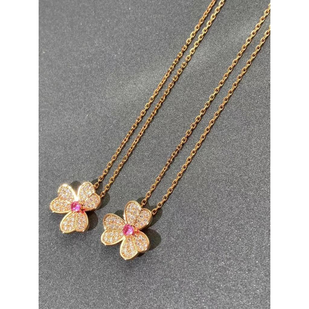 รุ่นสูง 1: 1Vca 18k rose gold clover สร้อยคอเพชรเต็มสุภาพสตรีหรูหราคอสุภาพสตรีเลดี้จี้ผสมอเนกประสงค์