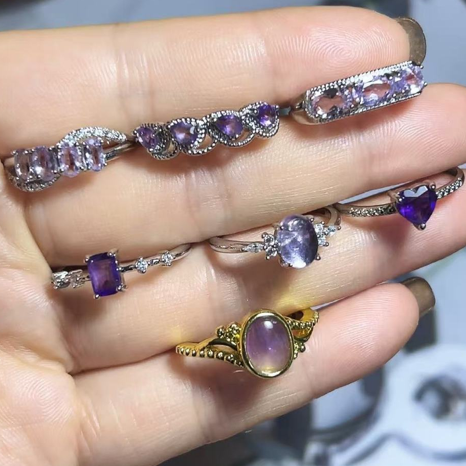 แหวนพลอยอเมทิสต์ธรรมชาติ ปรับไซส์ได้ ลายสวยงาม พร้อมส่งเป็นของขวัญพิเศษ ราคา ถูกที่สุด ดีลบีเคเค แกลเลอรีภาพที่ 2
