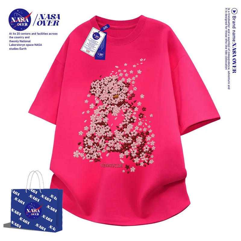 【จัดส่งจากกรุงเทพฯ】 NASA เสื้อผ้าฤดูร้อน oversize สีดำ เสื้อแขนสั้น สดใส สไตล์ลำลอง ลายดอกซากุระสีชมพู ใส่สบาย ระบายอากาศ ยูนิเซ็กส์ YG4499 ราคา ถูกที่สุด ดีลบีเคเค แกลเลอรีภาพที่ 6