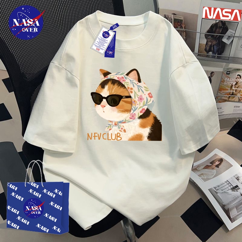 【จัดส่งตลอด 24 ชั่วโมง】🔥NASA ยูนิเซ็กส์ ฤดูร้อน แขนสั้น oversize ลายแมวสไตล์วินเทจ น่ารัก 🕶️ cool คอกลม เสื้อ YG4088