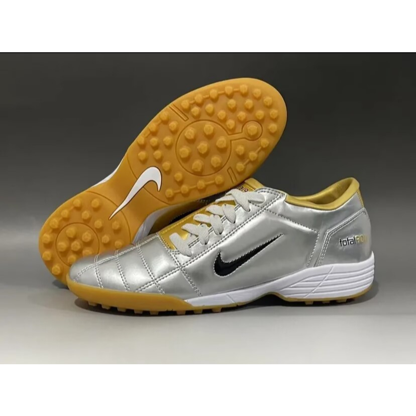 รองเท้าฟุตบอลในร่ม T90 TF รองเท้าฟุตบอลกันลื่นและทนต่อการสึกหรอ จัดส่งฟรี Size 39-45