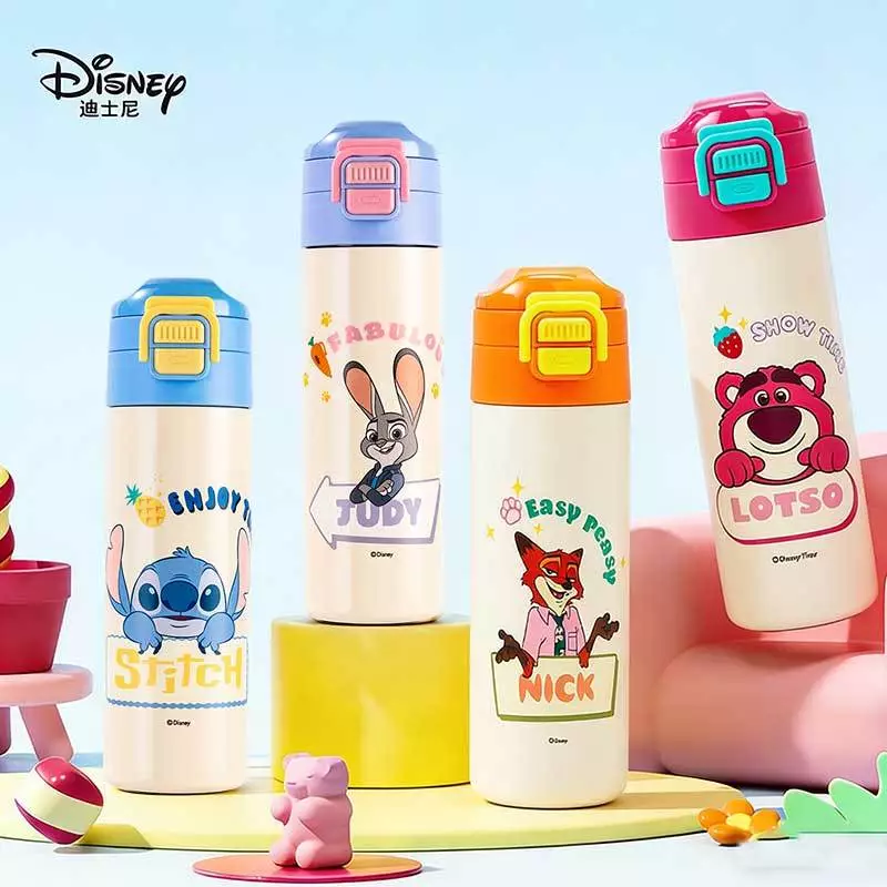 Disney กระติกน้ําร้อนสําหรับเด็ก ดิสนีย์ ขวดน้ําเฉพาะโรงเรียน 316 เกรดอาหารหมีสตรอเบอร์รี่ชายและหญิงระดับประถมศึกษาโดยตรงถ้วยดื่ม