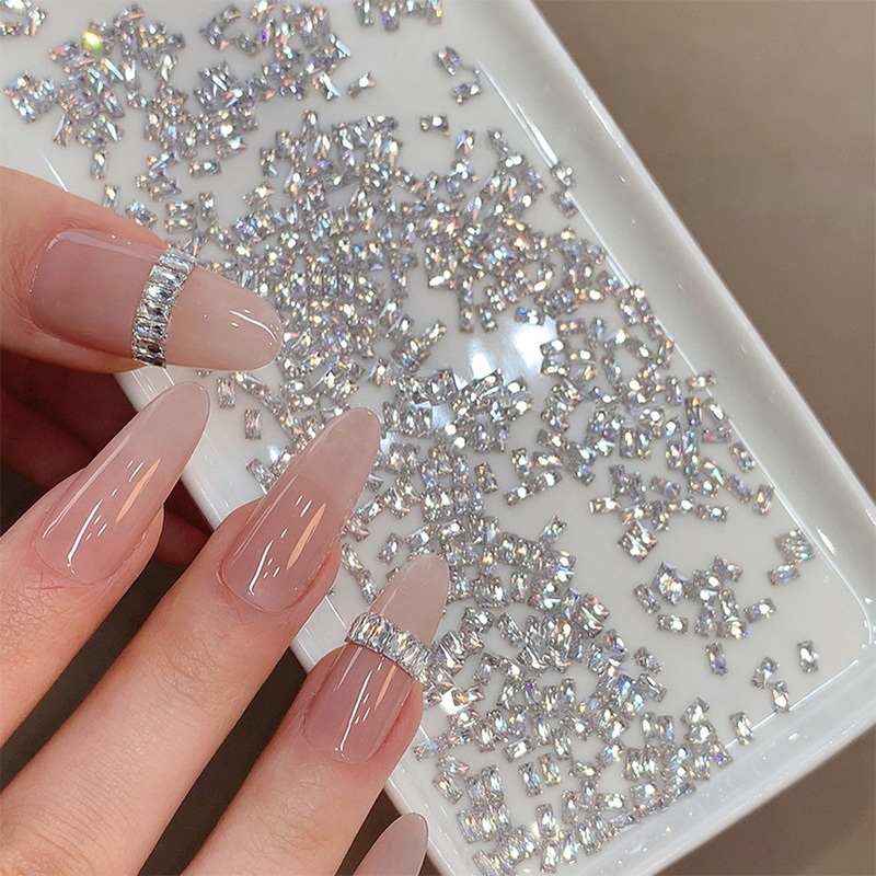 3D เล็บ Rhinestones คริสตัล AB Clear อัญมณีสําหรับเล็บตกแต่งเล็บเล็บ Studs รอบด้านล่างแบนหินอุปกรณ์เสริม