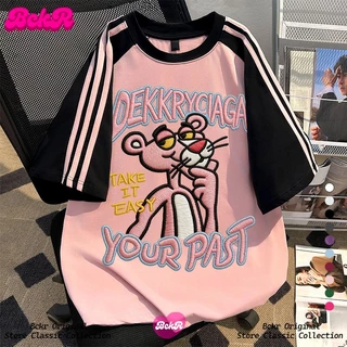 【จัดส่งตลอด24ชั่วโมง】🔥BCKRลายสามแถบ ตัดสี เสื้อผญ เสื้อ🩷การ์ตูน ลายตัวละคร oversize คอกลม เสื้YG4497