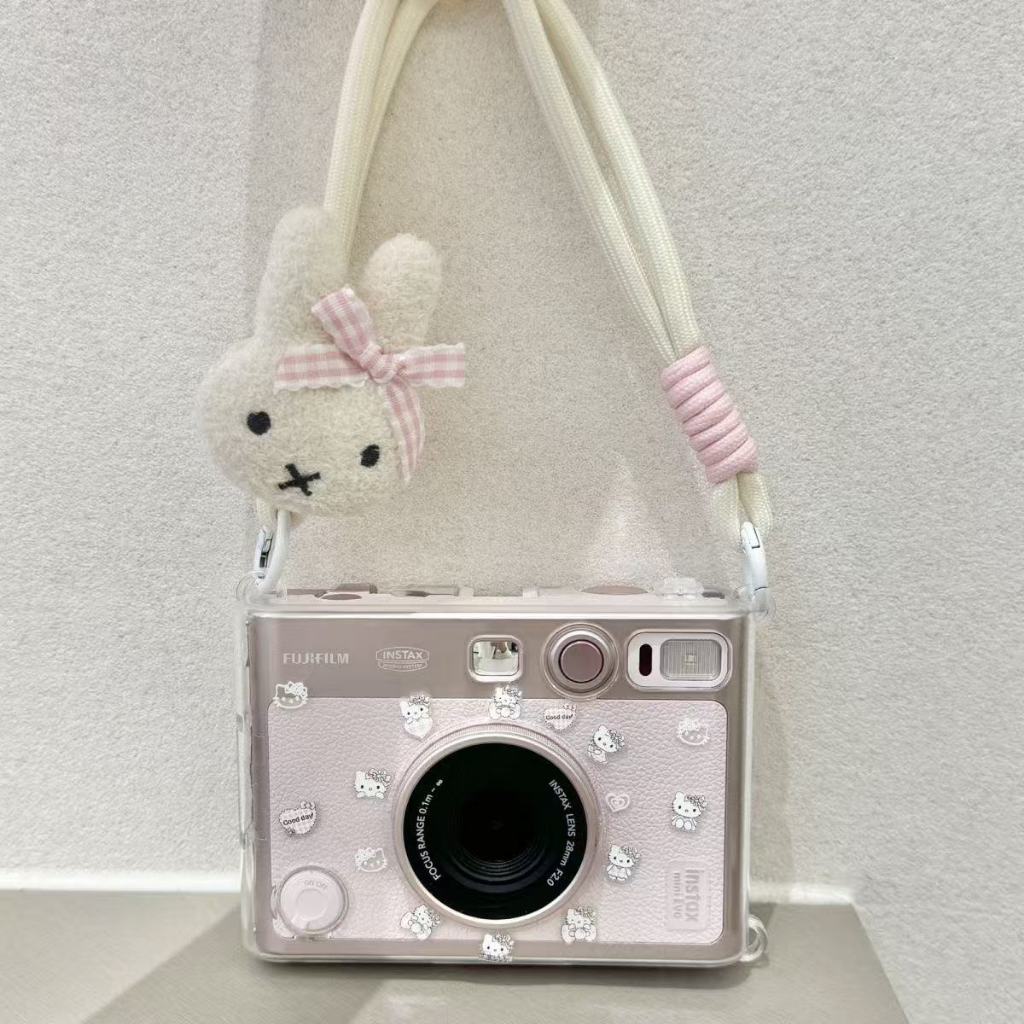 น่ารัก Miffy กล้องป้องกันกรณีฝาครอบเลนส์สําหรับ Fujifilm Instax Mini Evo พร้อมสายคล้อง + สติกเกอร์อุปกรณ์เสริมกล้อง ราคา ถูกที่สุด ดีลบีเคเค แกลเลอรีภาพที่ 4