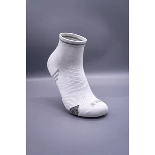 【xtep】10km racing socks | ถุงเท้าที่ระบายอากาศได้ดีสำหรับการฝึกซ้อมวิ่ง（fans）