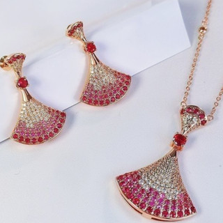 สร้อยข้อมือพัดลมเพชรเต็มหญิงไล่โทนสีเพชรสีชมพูกระโปรงจี้สร้อ…