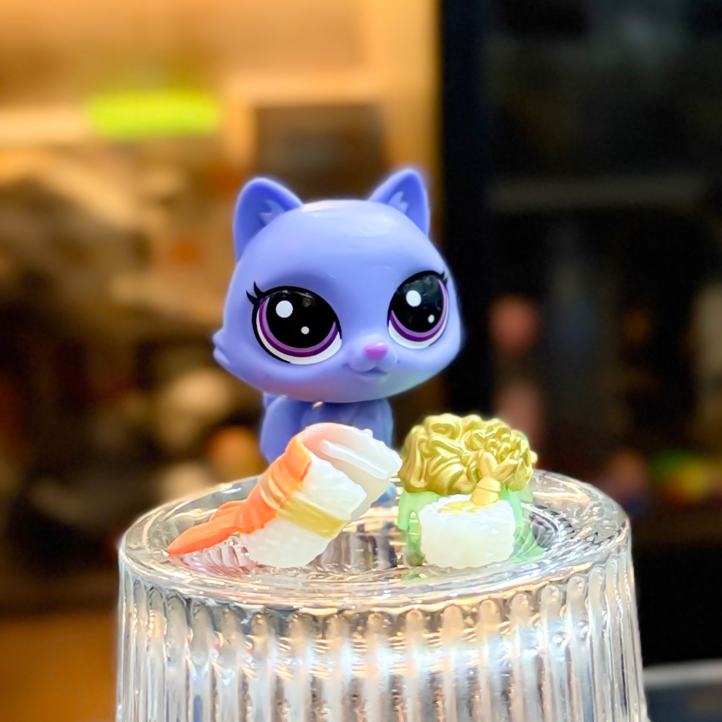 LPS สุนัขสัตว์เลี้ยงน้อย Blue Cat lps พร้อมอุปกรณ์ปลาสะสมหายากรุ่นพิเศษอะนิเมะสัตว์เลี้ยงพิเศษตัวเลข