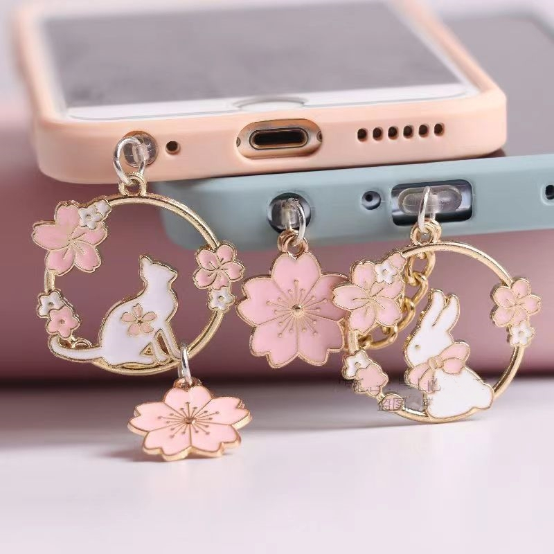 เตรียมส่ง น่ารักๆจี้ห้อยโทรศัพท์อนิเมะ กระต่ายและดอกไม้ จุกกันฝุ่นโทรศัพท์ จุกกันฝุ่นไอโฟน จุกกันฝุ่น iphone ipad กันฝุ่น จุกเสียบหูฟัง type c ที่กันฝุ่น จุกกันฝุ่นมือถือ สายห้อยโทรศัพท์ ที่ห้อยสายคล้องคอโทรศัพท์ คู่รักตลกๆของขวัญให้เพื่อนวันเกิด