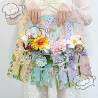 กระดาษรองช่อดอกไม้ เจาะรูหิ้ว กระดาษหนา การ์ดใส่ดอกไม้ DIY เป็นของขวัญ ให้แฟน คนสำคัญ 5PCS