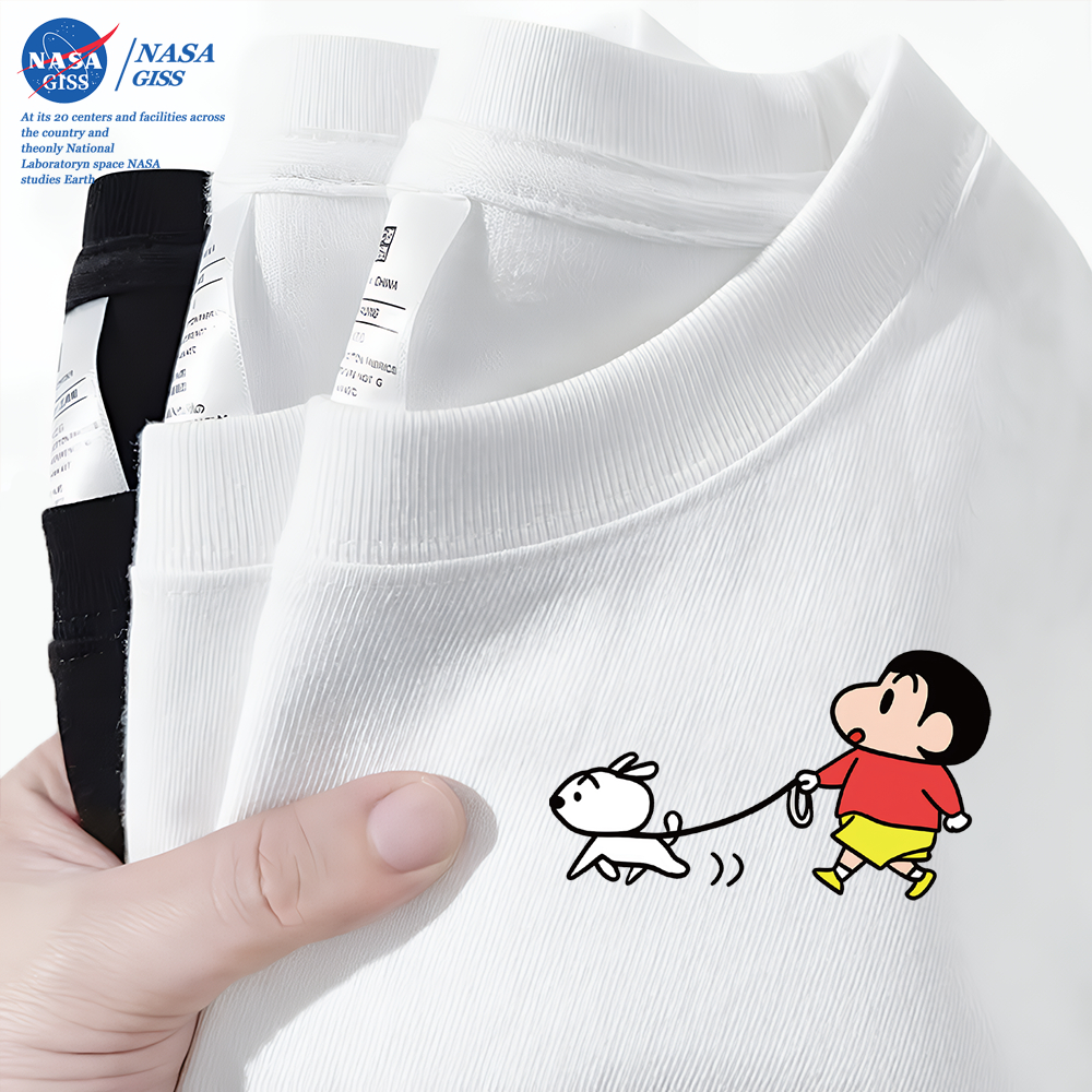 NASA เสื้อยืดชายหญิงแขนสั้น สไตล์ลำลอง summer เครยอนชินจังและชิโร่ พิมพ์ลาย คอตตอน คอกลม หลวมและระบายอากาศ