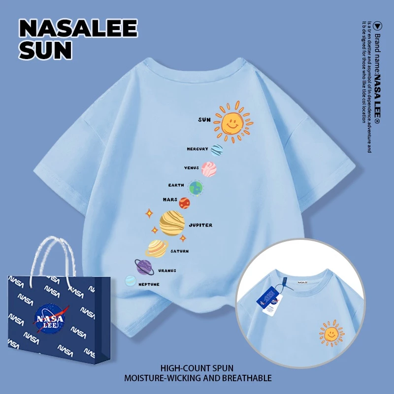 【ส่งจากกรุงเทพฯ】เสื้อยืดผ้าฝ้ายสำหรับเด็ก NASA สีฟ้าอ่อน พิมพ์ลายดาวและอวกาศ 3-16 ปี เด็กผู้ชายและเด็กผู้หญิง เปิดเทอมฤดูร้อน ทรงหลวม แขนสั้น