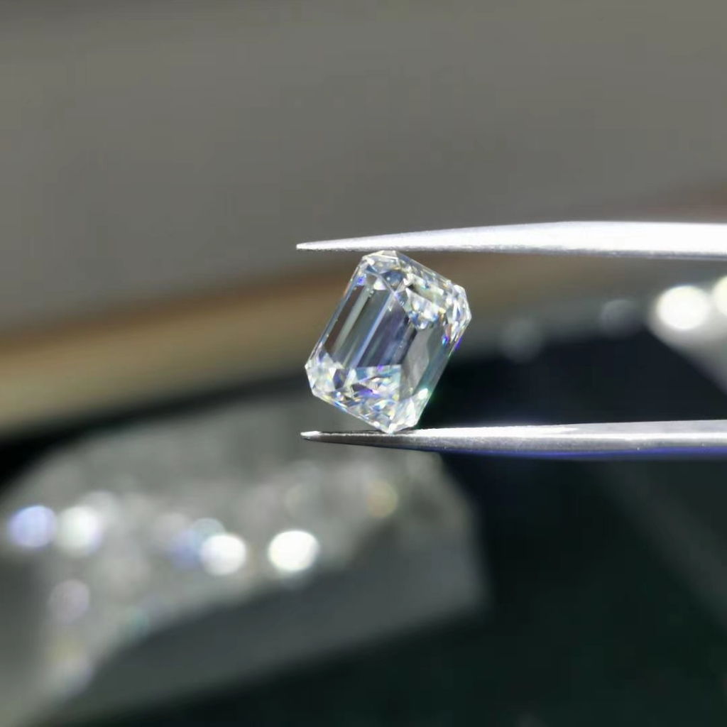 Emerald Cut 1ct-4ct D/VVS1 Moissanite diamond GRA Certificate Loose gemstone for high jewelry pendan