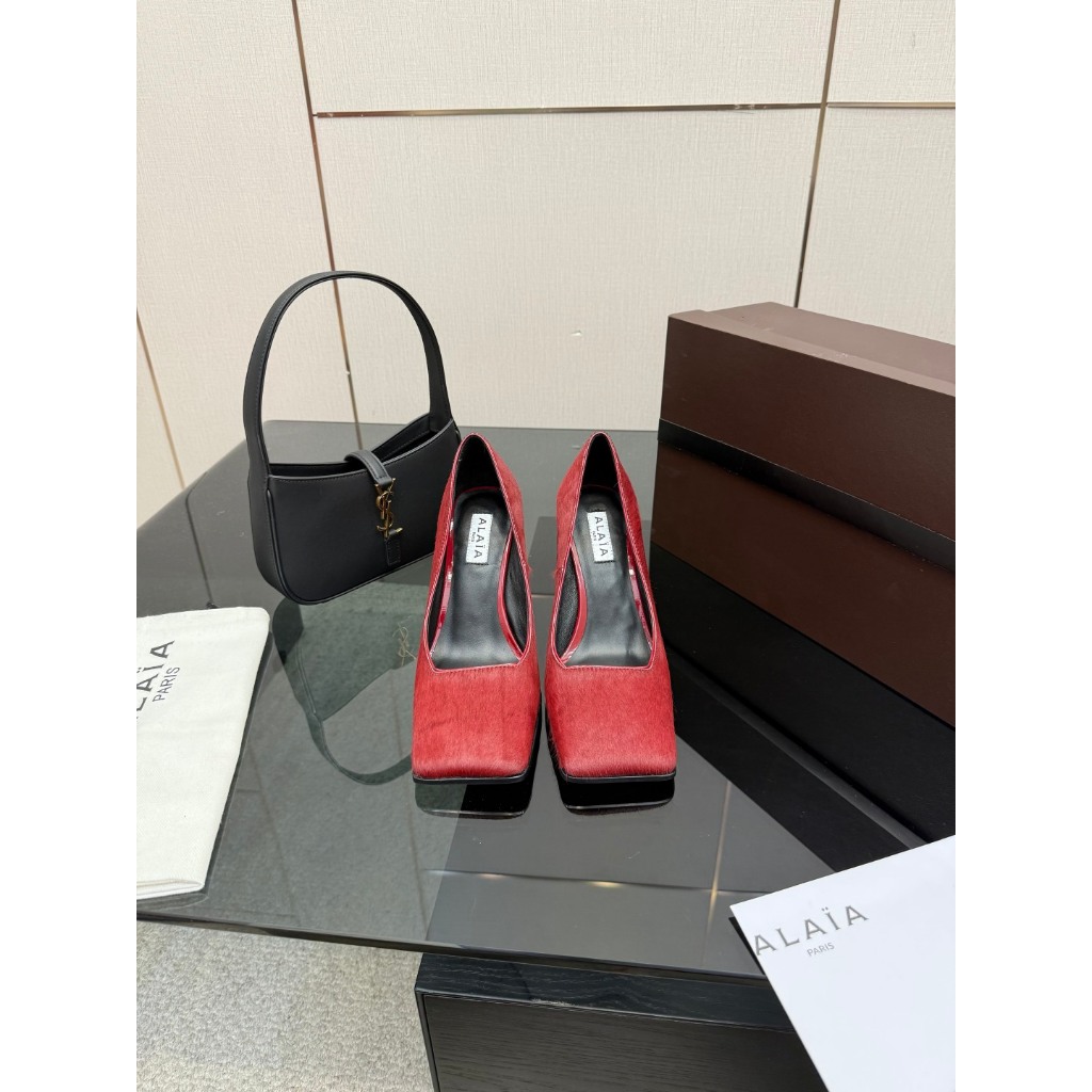 Alaia Ladies 2026 Spring Fashion Simple Square Toe รองเท้าส้นสูง