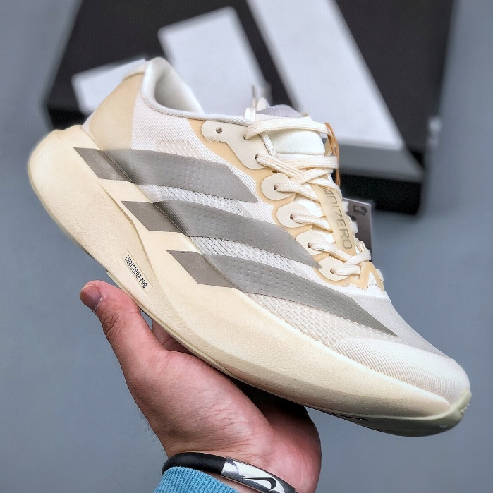 เทรนด์แฟชั่น: Evo SL รองเท้าวิ่งมืออาชีพน้ําหนักเบา ทนทาน ดูดซับแรงกระแทก JR5841