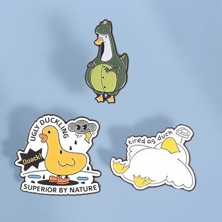 เข็มกลัดเป็ดFunny Dino น่ารักสำหรับกระเป๋าเป้ อุปกรณ์เสริมและของขวัญเพื่อน