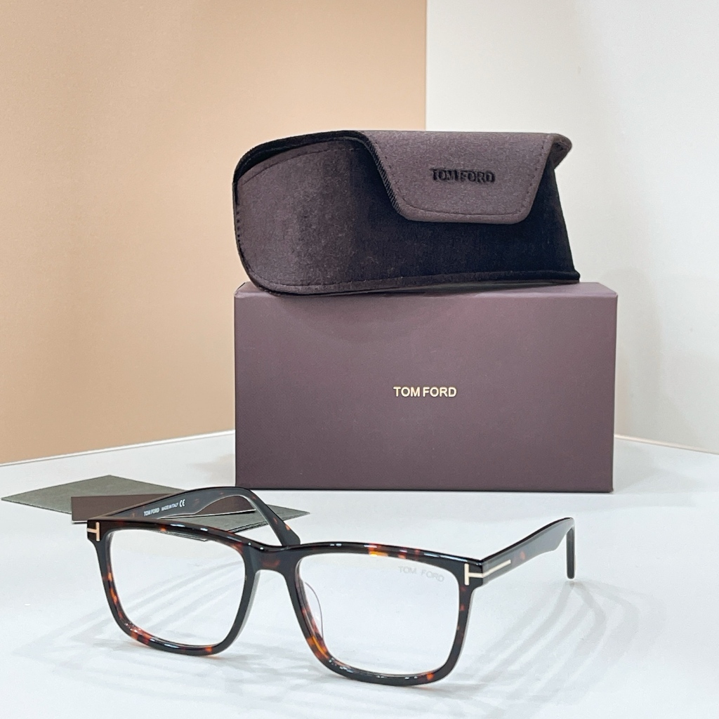 [คุณภาพสูง] TOM FOR * แว่นตา TF5979 Cat Eye Shape แฟชั่นกรอบแว่นตากรอบออปติคอลเหมาะสําหรับผู้ชายผู้หญิง