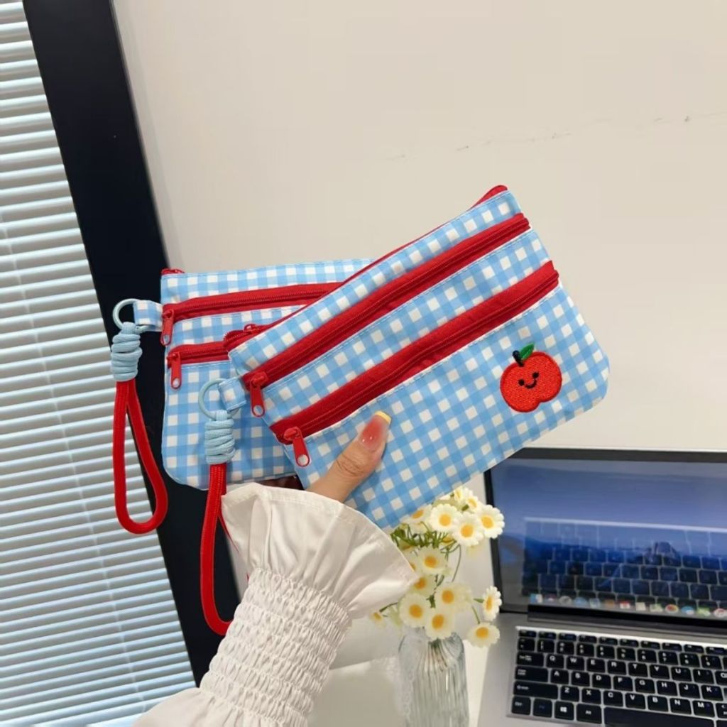 เกาหลีน่ารักลายสก๊อตไนลอน ID Bag Multi functional แบบพกพา Passport Clip Overseas Travel ID Card Storage Bag