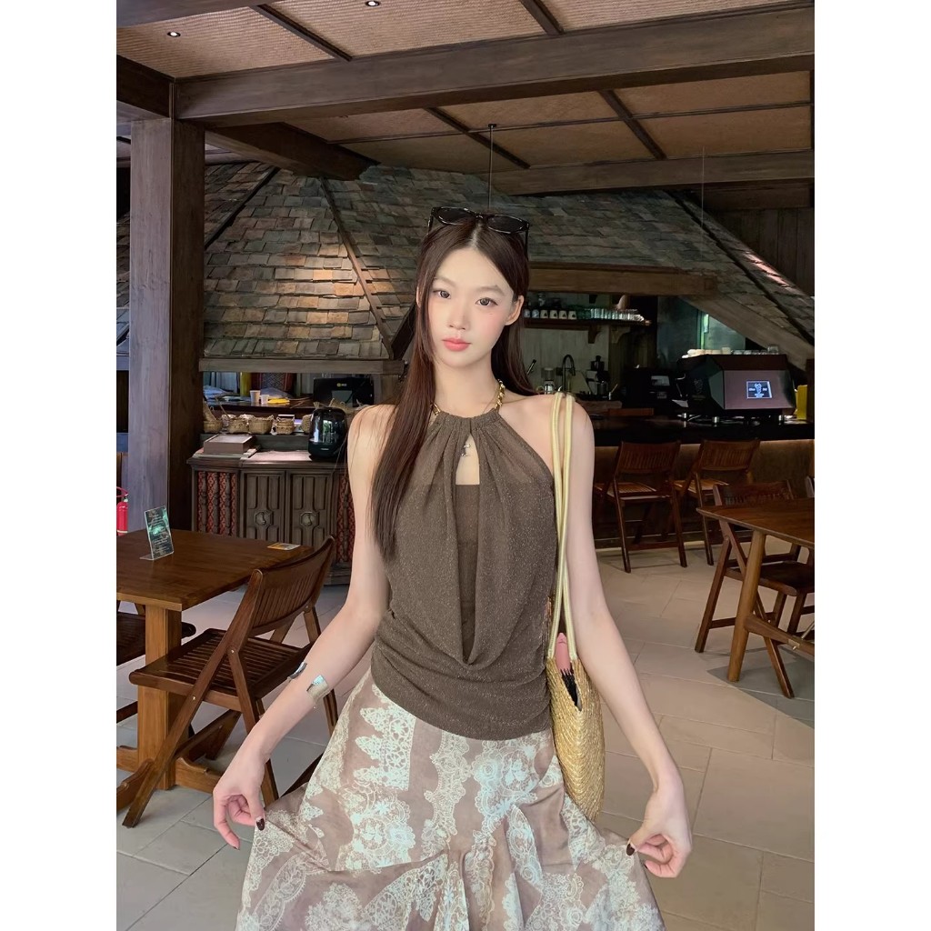 KOKOMI สาวร้อนสวม Halter Design Slim-fit สั้นแขนกุด Halterneck Top