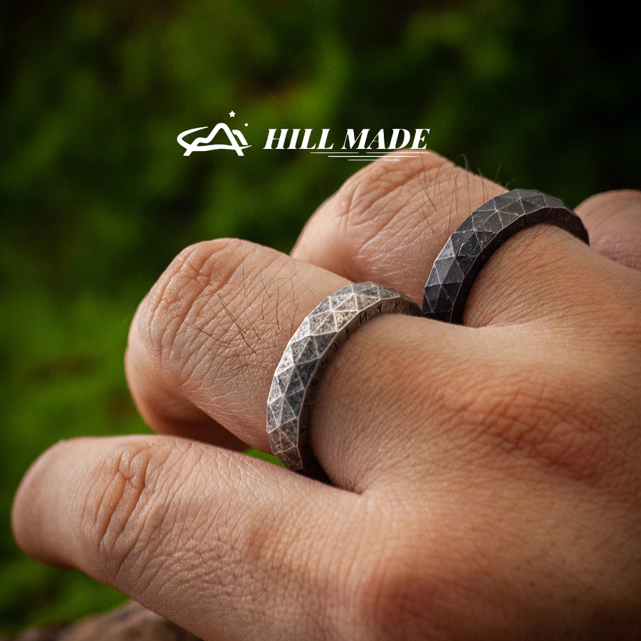 แหวนหน้ายูนิกดีไซน์ Nordic Diamond ประทับรูnehn Viking ทำจากสแตนเลสวงเล็ก HMR109