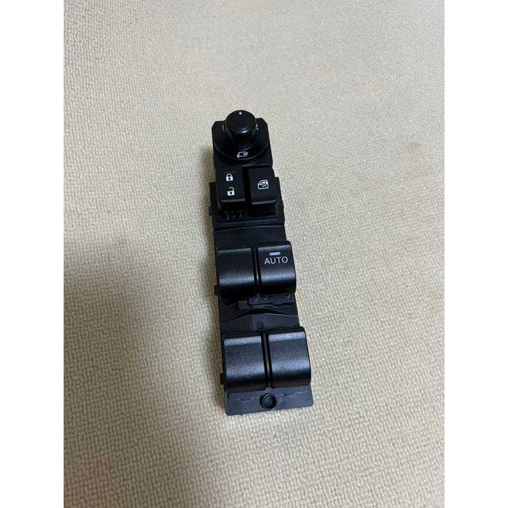 Mazda Car Window Lifter สวิตช์หลักเหมาะสําหรับ Mazda 2 skyactiv 2014-2018 CX3 CX5 ซ็อกเก็ตสีขาว