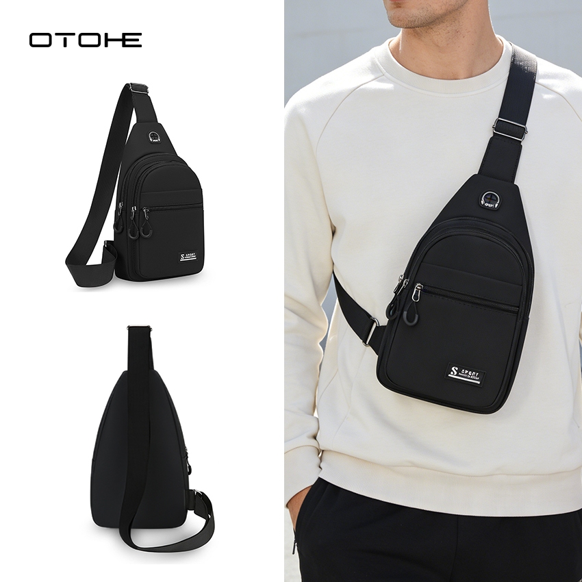 OTOHE กระเป๋าคาดหน้าอกผู้ชายกันน้ําหลายช่องกระเป๋าเดินทางข้ามร่างกายกระเป๋าหูฟังการออกแบบรูสําหรับนักศึกษาวิทยาลัย