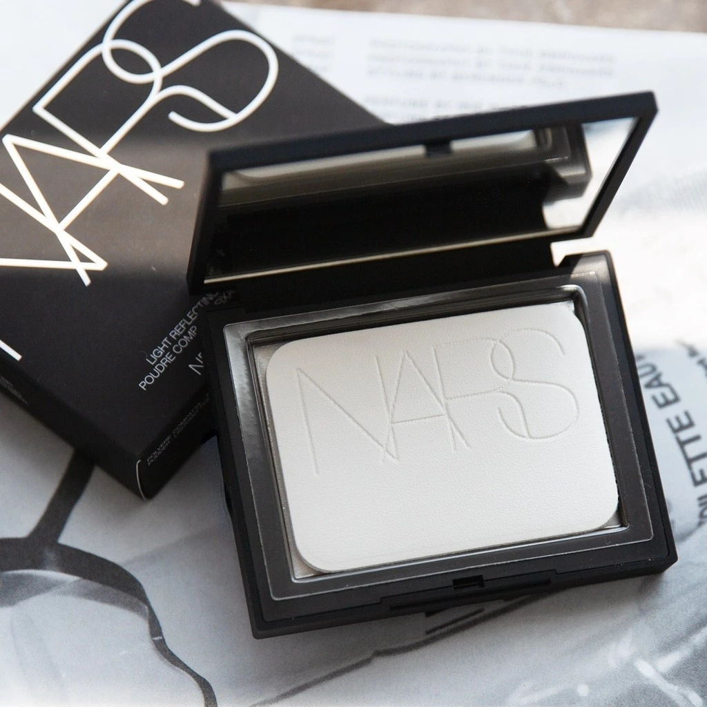 NARS White Pure Clear Makeup Powder Compact 10g