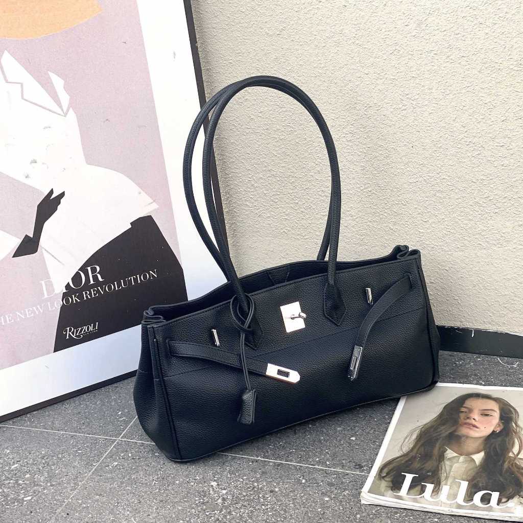High-End ด้ามยาวไหล่ข้างเดียวแบบพกพาใต้วงแขนกระเป๋าผู้หญิงสไตล์ใหม่คลาสสิกขนาดใหญ่-ความจุหนังนุ่ม Platinum กระเป๋า Tote ราคา ถูกที่สุด ดีลบีเคเค