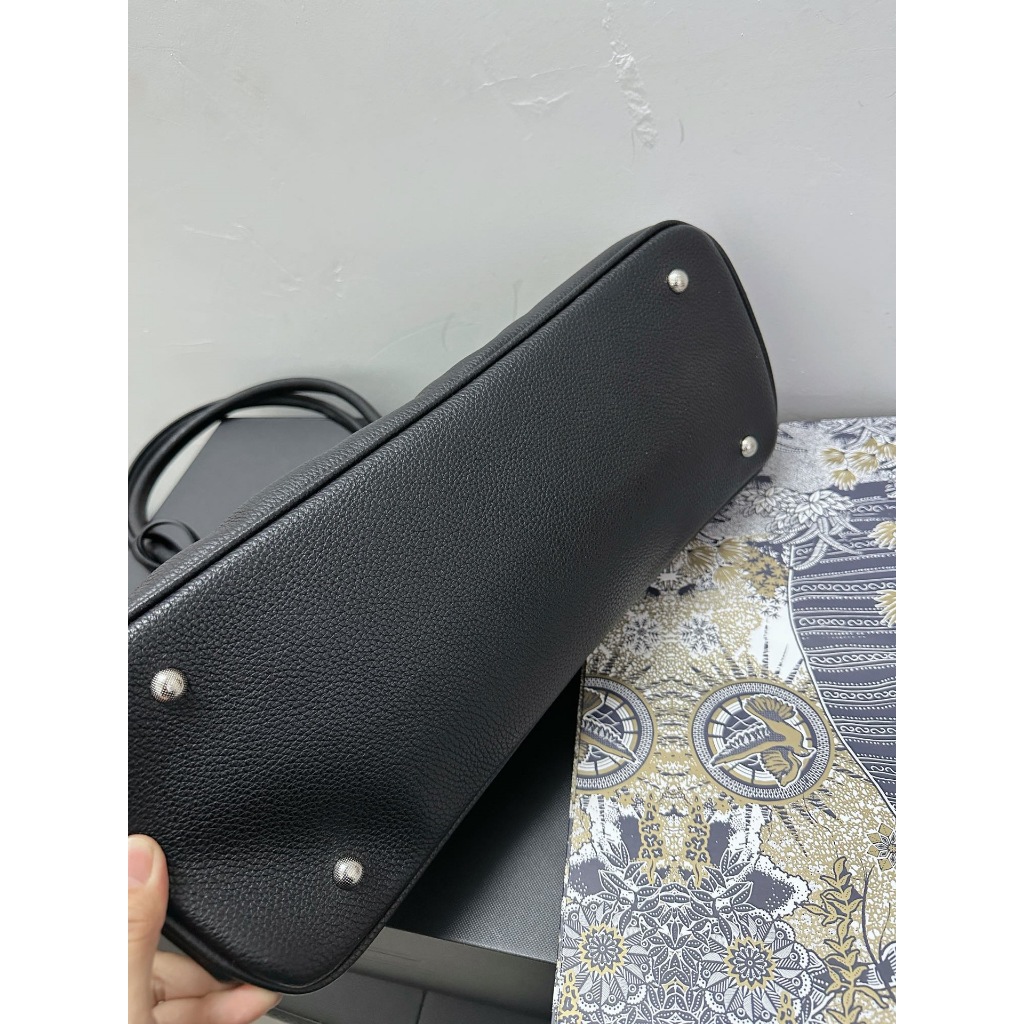 High-End ด้ามยาวไหล่ข้างเดียวแบบพกพาใต้วงแขนกระเป๋าผู้หญิงสไตล์ใหม่คลาสสิกขนาดใหญ่-ความจุหนังนุ่ม Platinum กระเป๋า Tote ราคา ถูกที่สุด ดีลบีเคเค แกลเลอรีภาพที่ 8