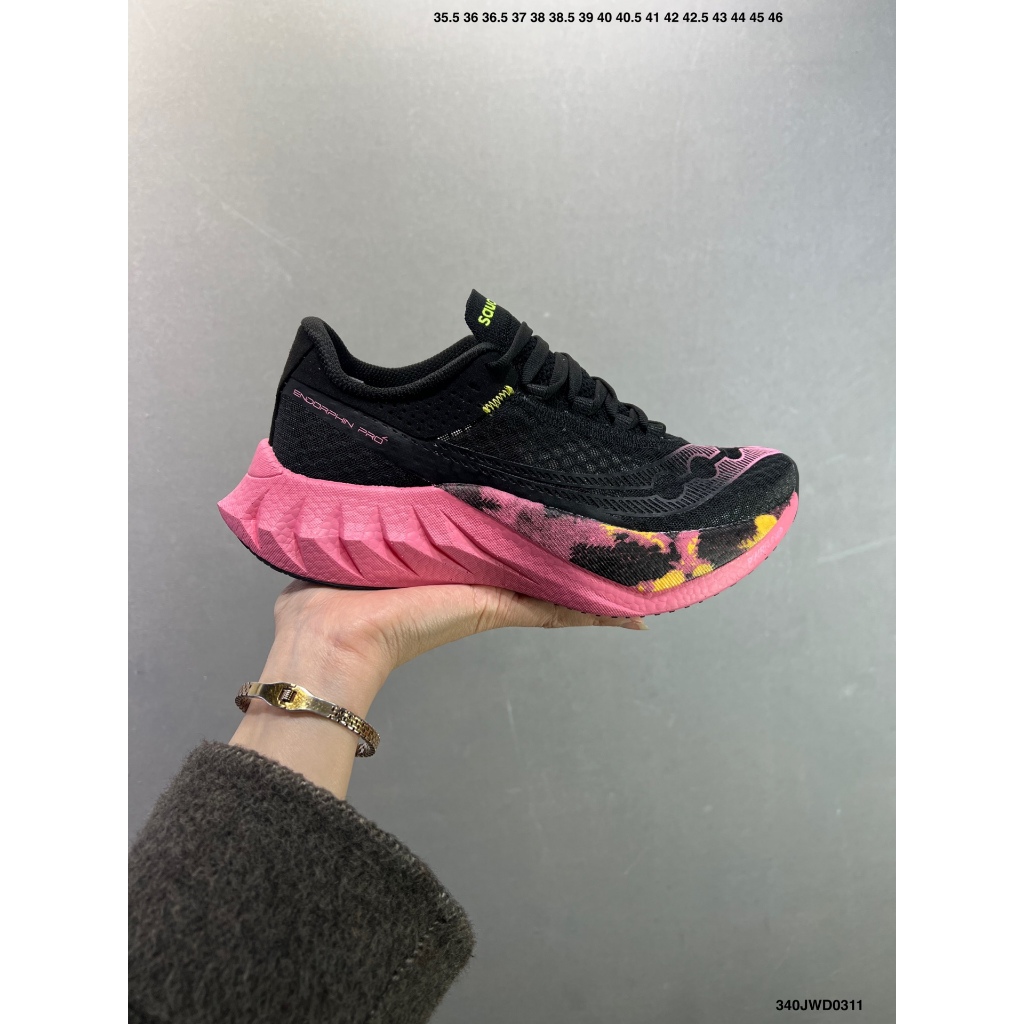 รองเท้าวิ่ง SAUCONY ENDORPHIN PRO