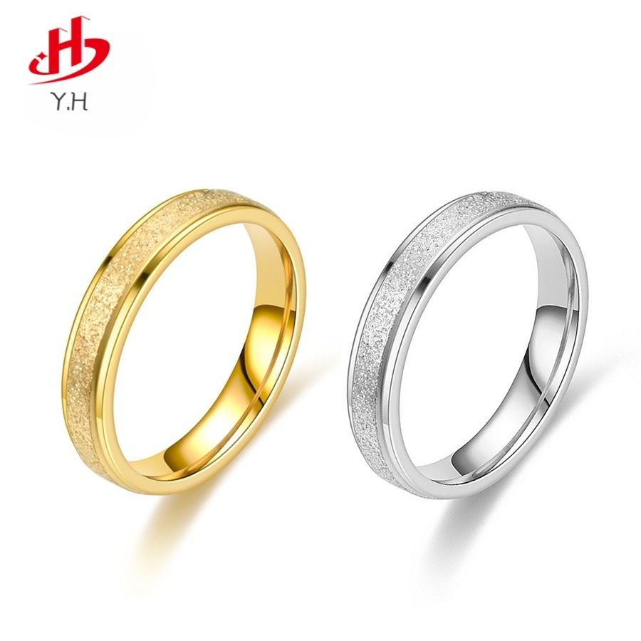 ⭐Y.H⭐ 2025 ดวงดาว สีทอง 18K แหวนสแตนเลส