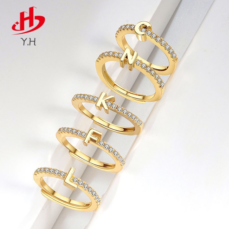⭐Y.H⭐หรูหรา ตัวอักษร  A-Z  สีทอง สําหรับผู้หญิง แหวน 26 ตัวอักษร