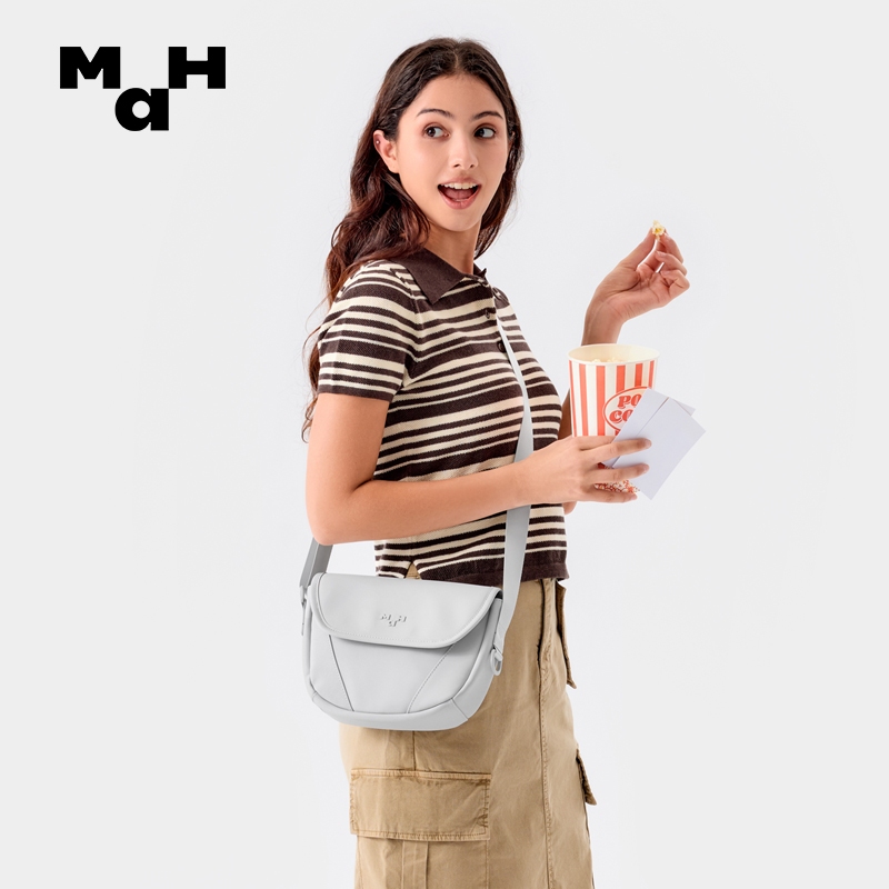 MAH 3336 กระเป๋าสะพายข้างกระเป๋าสะพายหนัง PU สําหรับผู้หญิงและผู้ชายกระเป๋าสะพายไหล่สไตล์วินเทจน้ําหนักเบาและกันน้ํา