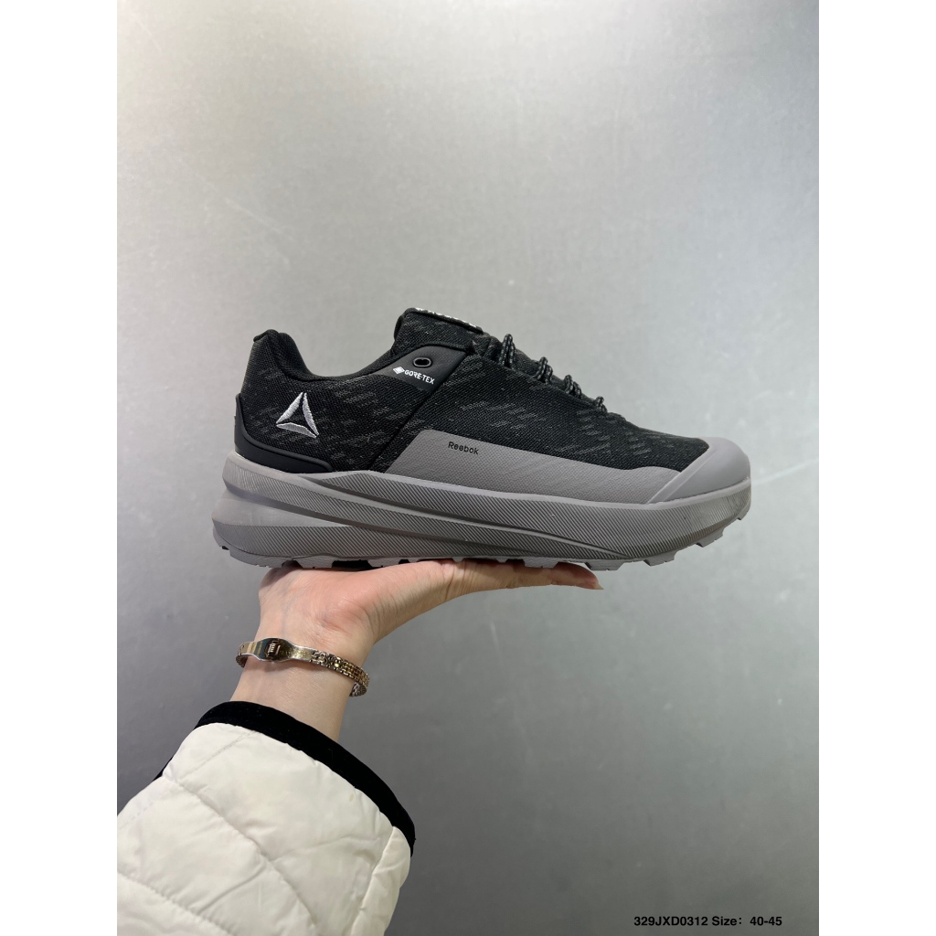 รองเท้าลําลอง Reebok Nano Gym