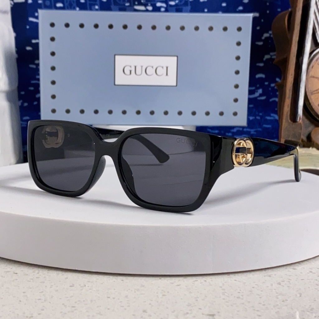 Gucci2026 สไตล์ใหม่ Star สไตล์เดียวกัน Kaiyun แว่นตา GUCCI GUCCI กรอบแคบสี่เหลี่ยม Sun ที่ไม่ซ้ํากัน