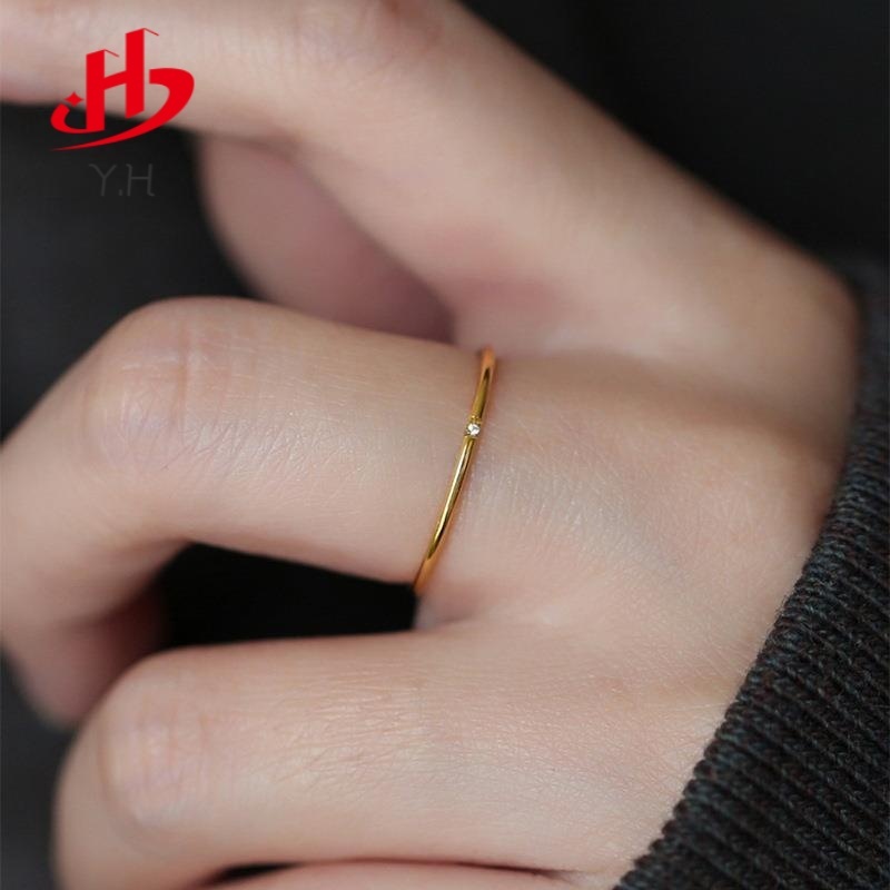 ⭐Y.H⭐ ง่าย เพชร สีทอง 18 K แหวนสแตนเลส