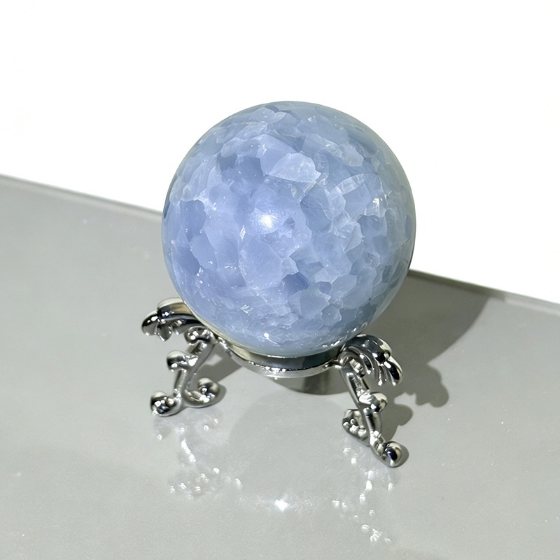 Celestite เซเลสไทต์ ทรงกลมขนาดใหญ่ คริสตัลเซเลสไทต์ เครื่องประดับฮวงจุ้ย อัญมณีสีน้ำเงิน สำหรับตกแต่งโต๊ะทำสมาธิ